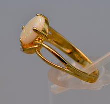 14K yellow gold Opal ring with diamonds