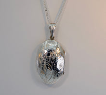 Sterling Silver Engraved Decoration Oval Locket