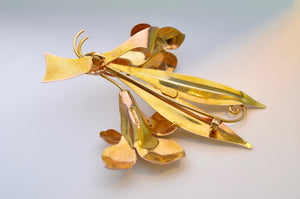 10K yellow gold floral pin by Uncus, circa 1940