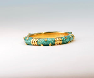 Green Enamel Ring in 18K Gold