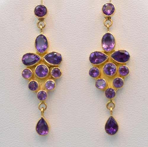 18K yellow gold, Amethyst dangle earrings