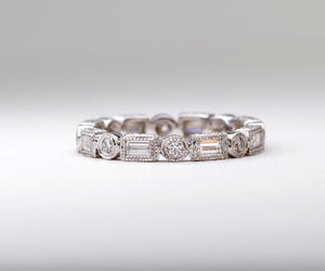 18K White Gold Diamond Band