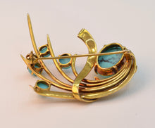 14K yellow gold brooch with Turquoises