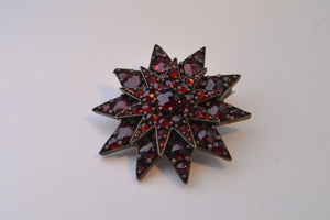 Victorian Bohemian Garnet Brooch