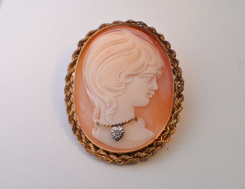 14K Yellow Gold-Framed Cameo with Young Girl Wearing Necklace